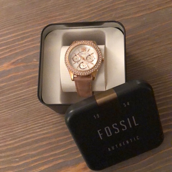 Fossil Accessories - Rose gold Fossil watch w/ blush leather band
